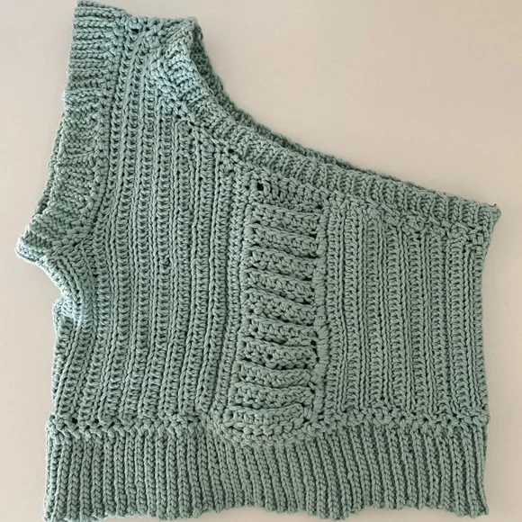 Handmade Crop Top - Picture 2 of 7